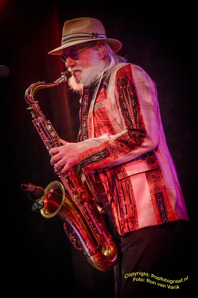 616168220_10231365068857949_6475309124391963065_n-683x1024 Exota Live