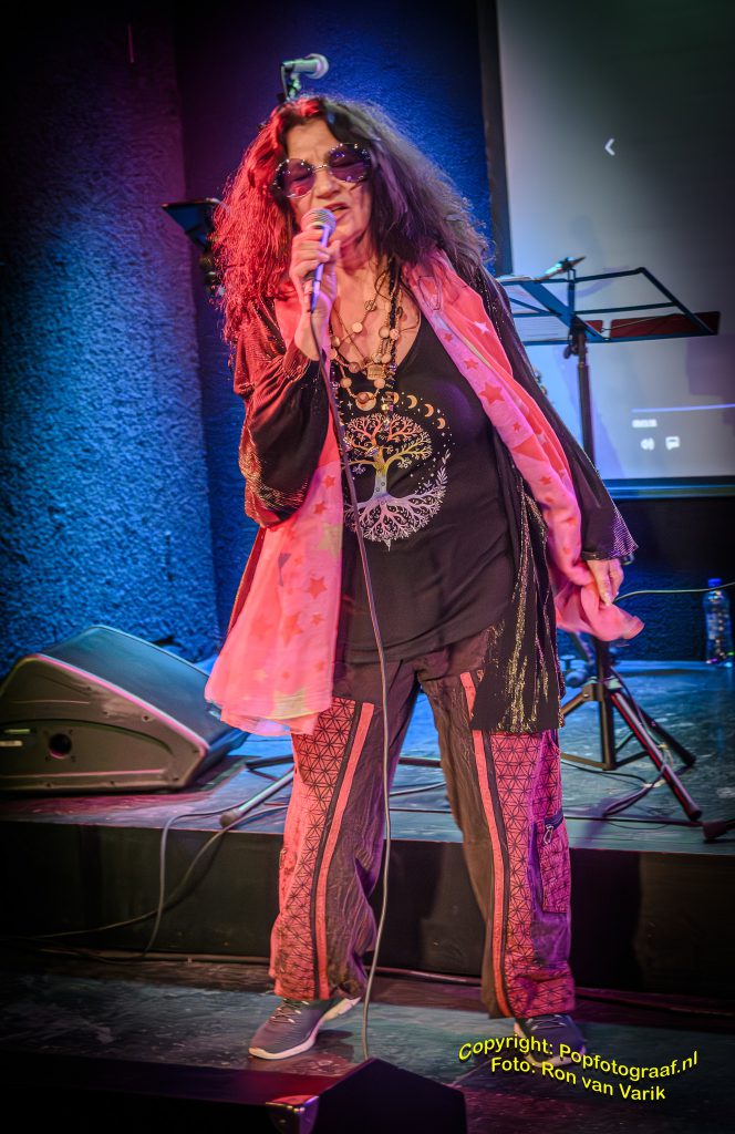 616953288_10231365072618043_2929868972535706573_n-664x1024 Exota Live