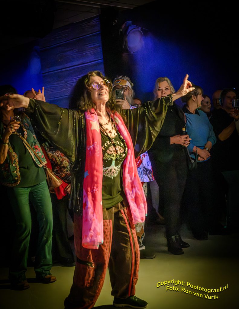 618106045_10231365065817873_8936684443661778427_n-791x1024 Exota Live